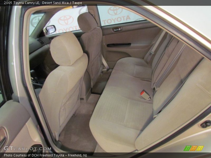 Desert Sand Mica / Taupe 2005 Toyota Camry LE
