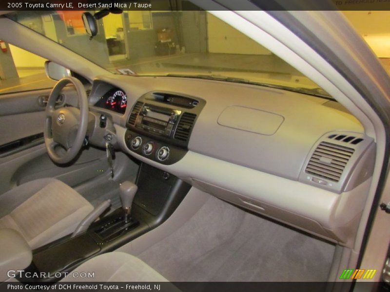 Desert Sand Mica / Taupe 2005 Toyota Camry LE