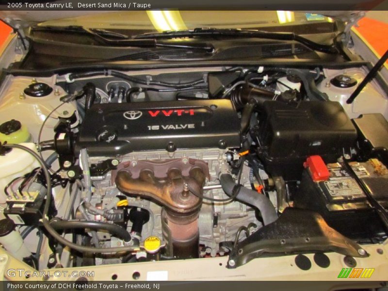 Desert Sand Mica / Taupe 2005 Toyota Camry LE