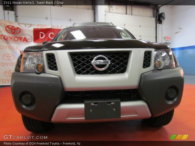 Super Black / Gray 2011 Nissan Xterra S