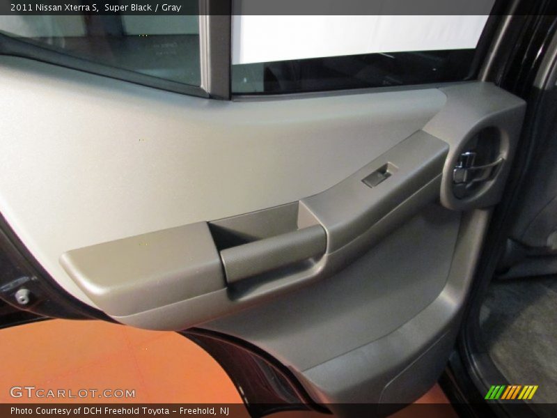 Super Black / Gray 2011 Nissan Xterra S