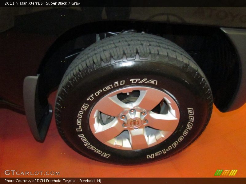 Super Black / Gray 2011 Nissan Xterra S