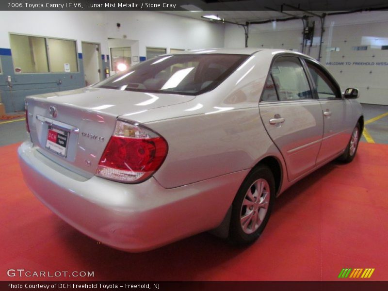 Lunar Mist Metallic / Stone Gray 2006 Toyota Camry LE V6