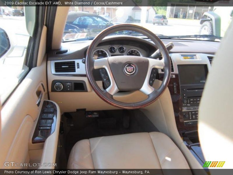 White Diamond / Cocoa/Cashmere 2009 Cadillac Escalade EXT AWD