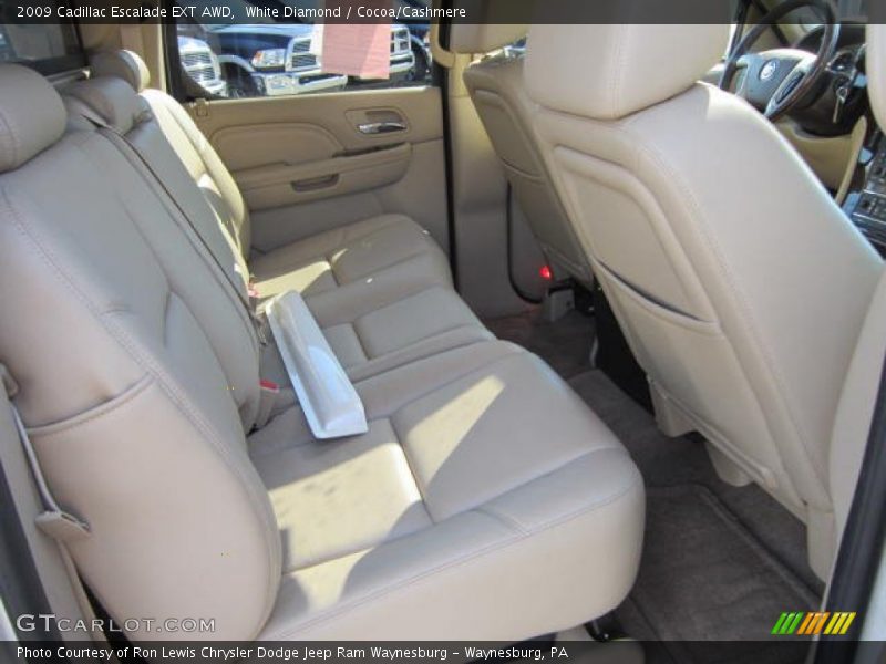 White Diamond / Cocoa/Cashmere 2009 Cadillac Escalade EXT AWD