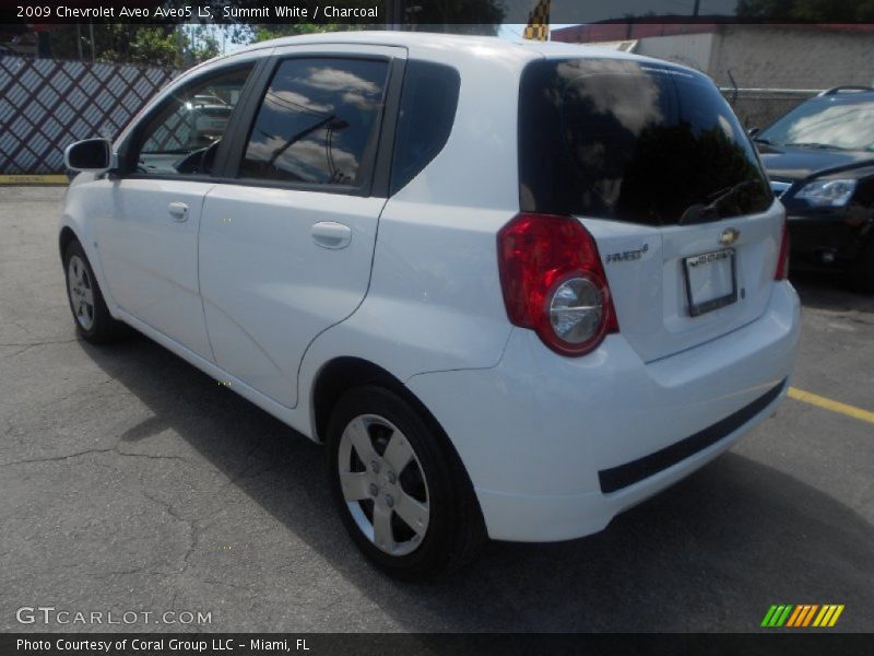 Summit White / Charcoal 2009 Chevrolet Aveo Aveo5 LS