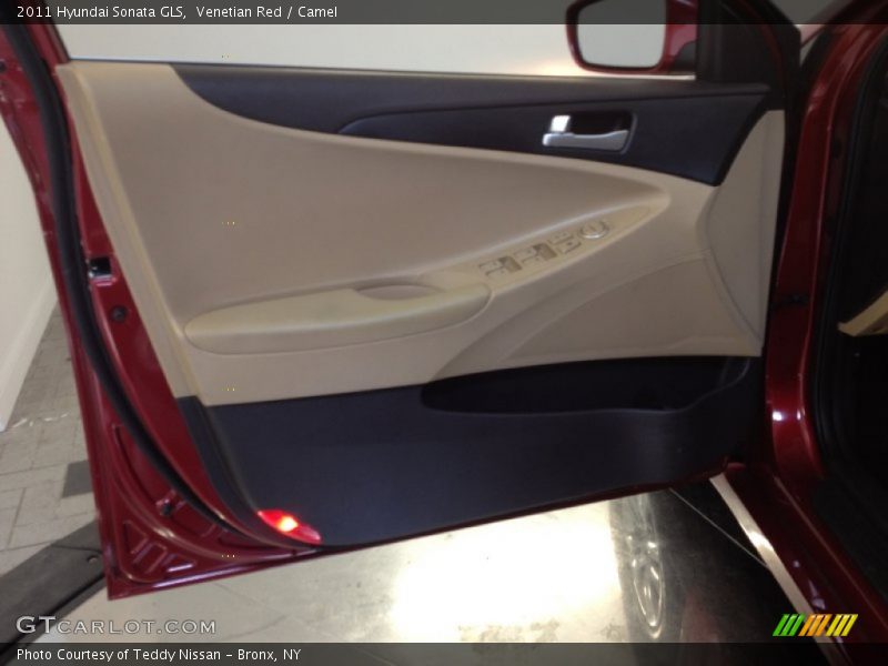 Venetian Red / Camel 2011 Hyundai Sonata GLS