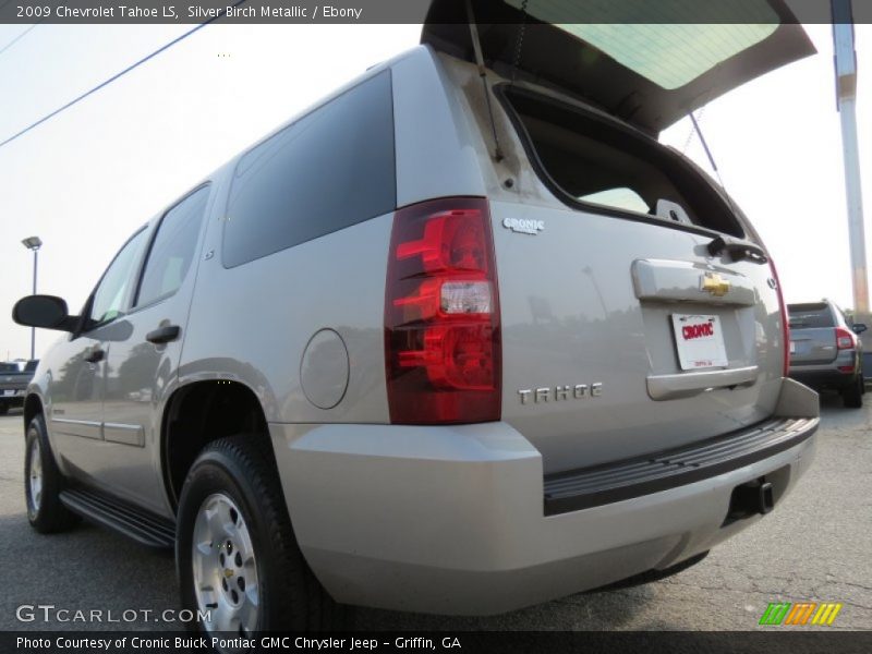 Silver Birch Metallic / Ebony 2009 Chevrolet Tahoe LS