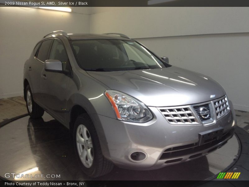 Silver Ice / Black 2009 Nissan Rogue SL AWD