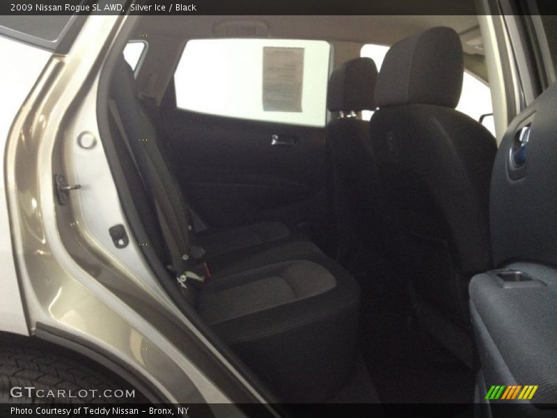 Silver Ice / Black 2009 Nissan Rogue SL AWD
