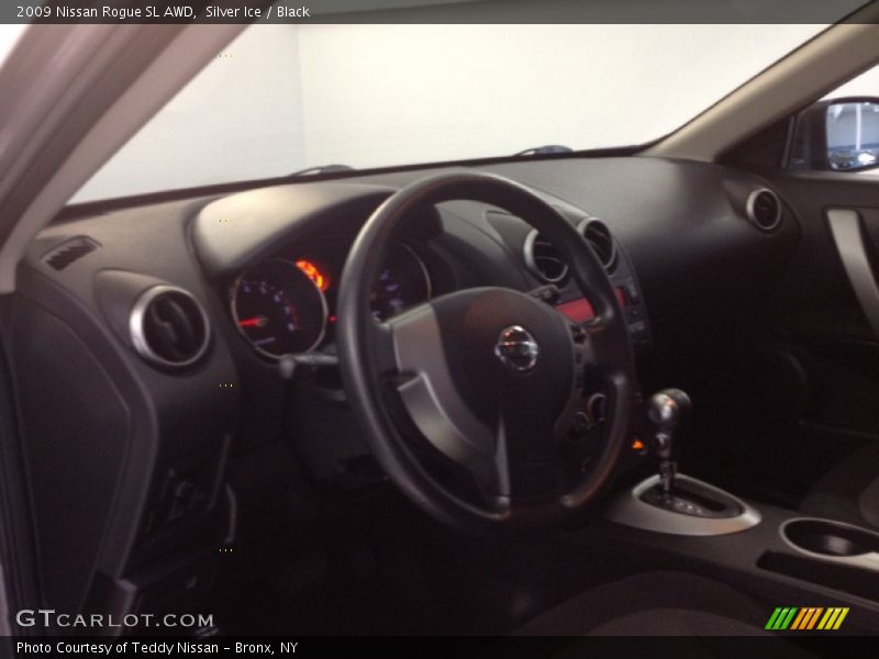 Silver Ice / Black 2009 Nissan Rogue SL AWD