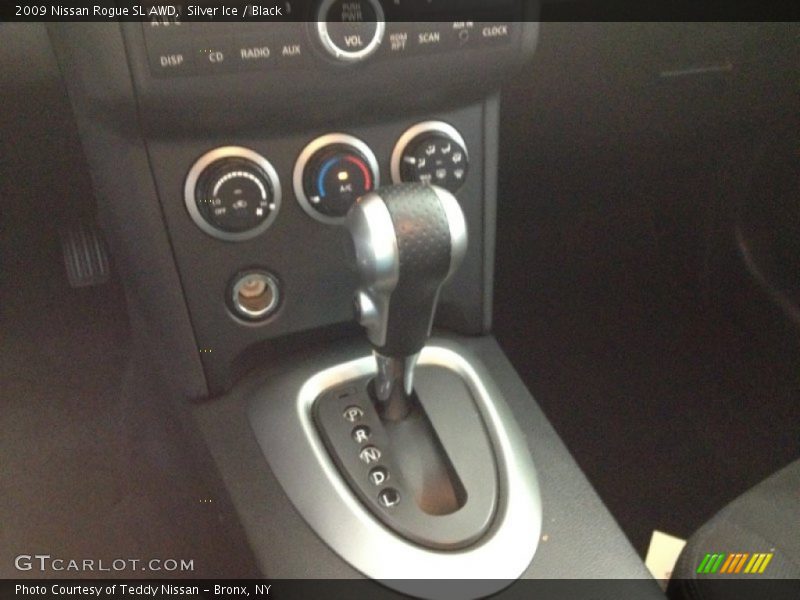 Silver Ice / Black 2009 Nissan Rogue SL AWD