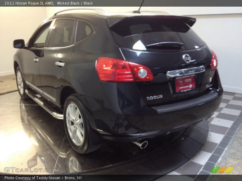 Wicked Black / Black 2011 Nissan Rogue SL AWD