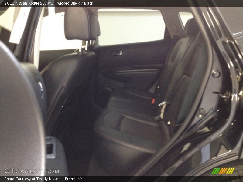 Wicked Black / Black 2011 Nissan Rogue SL AWD