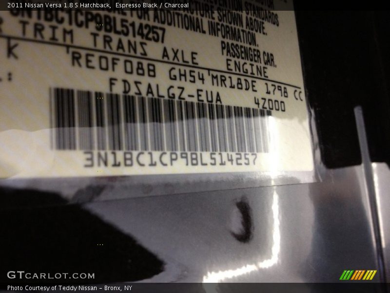 Espresso Black / Charcoal 2011 Nissan Versa 1.8 S Hatchback