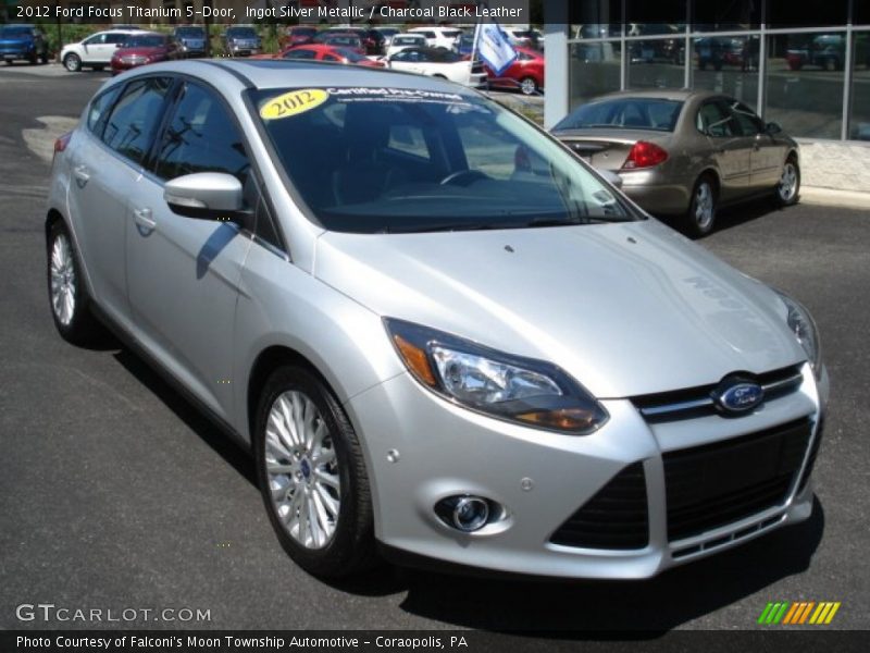 Front 3/4 View of 2012 Focus Titanium 5-Door