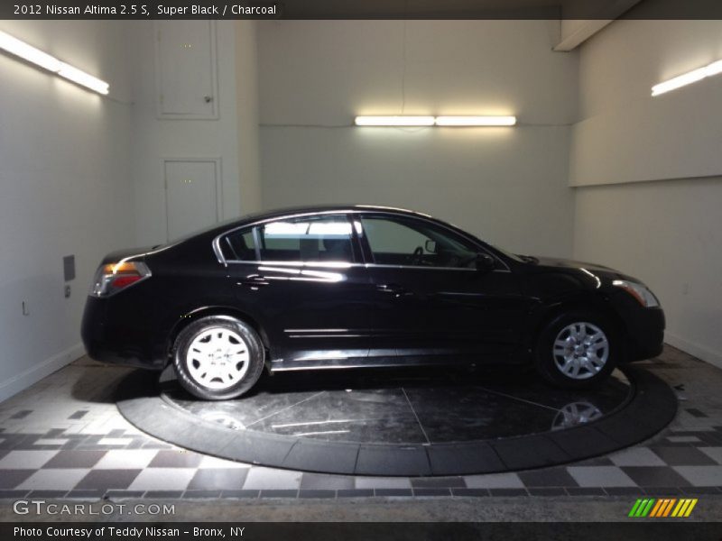 Super Black / Charcoal 2012 Nissan Altima 2.5 S