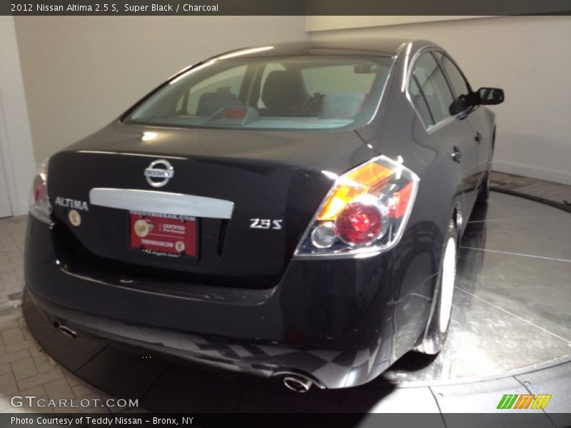Super Black / Charcoal 2012 Nissan Altima 2.5 S