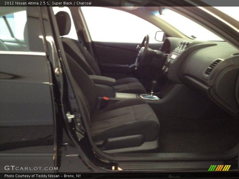 Super Black / Charcoal 2012 Nissan Altima 2.5 S