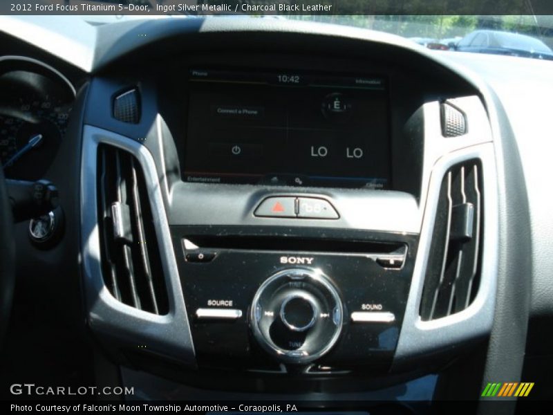 Ingot Silver Metallic / Charcoal Black Leather 2012 Ford Focus Titanium 5-Door