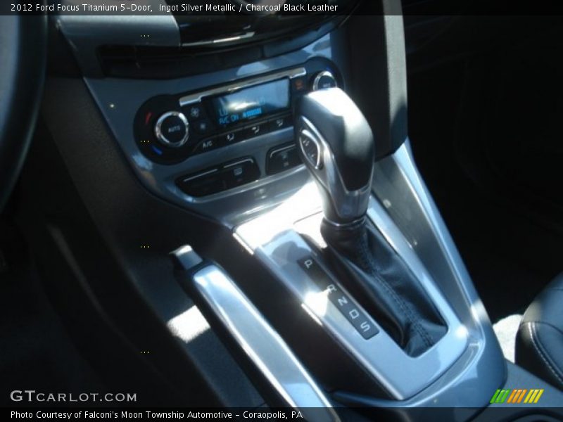  2012 Focus Titanium 5-Door 6 Speed PowerShift Automatic Shifter