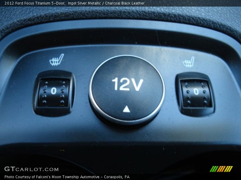Ingot Silver Metallic / Charcoal Black Leather 2012 Ford Focus Titanium 5-Door