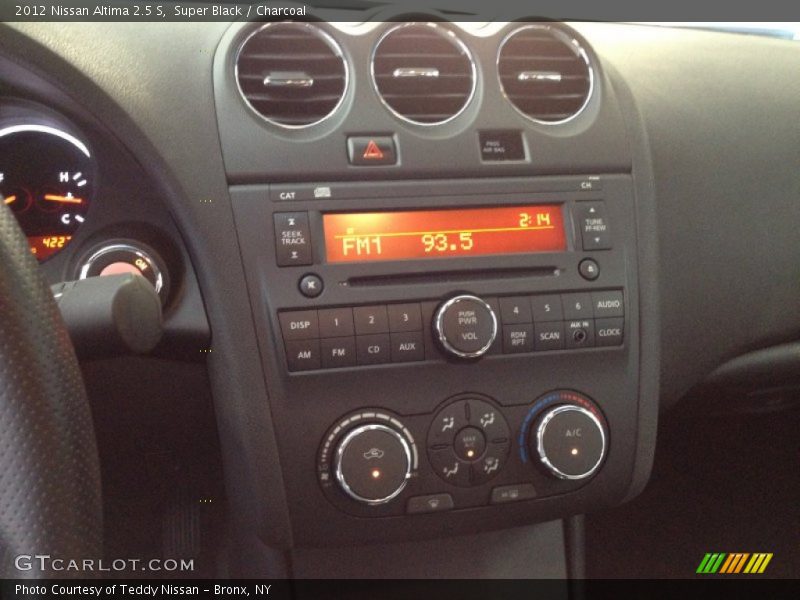 Super Black / Charcoal 2012 Nissan Altima 2.5 S