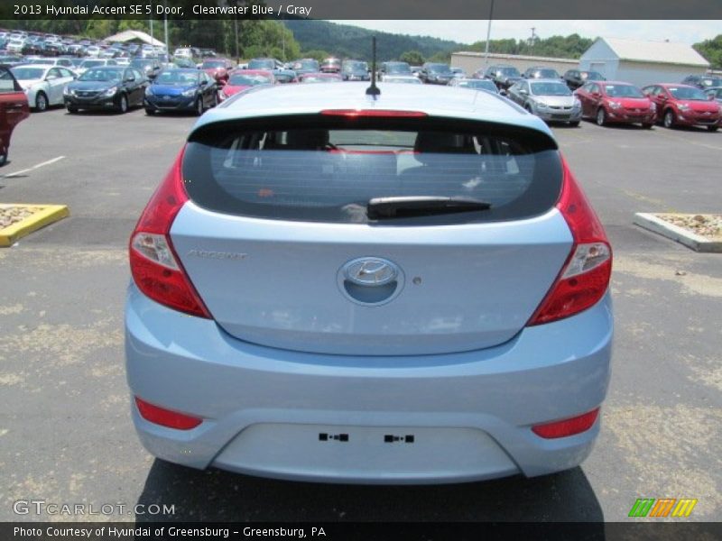 Clearwater Blue / Gray 2013 Hyundai Accent SE 5 Door