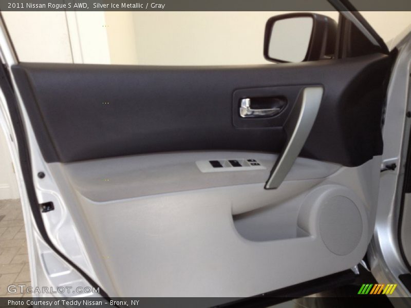 Silver Ice Metallic / Gray 2011 Nissan Rogue S AWD