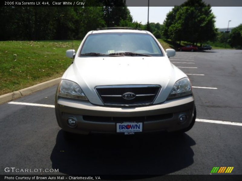 Clear White / Gray 2006 Kia Sorento LX 4x4