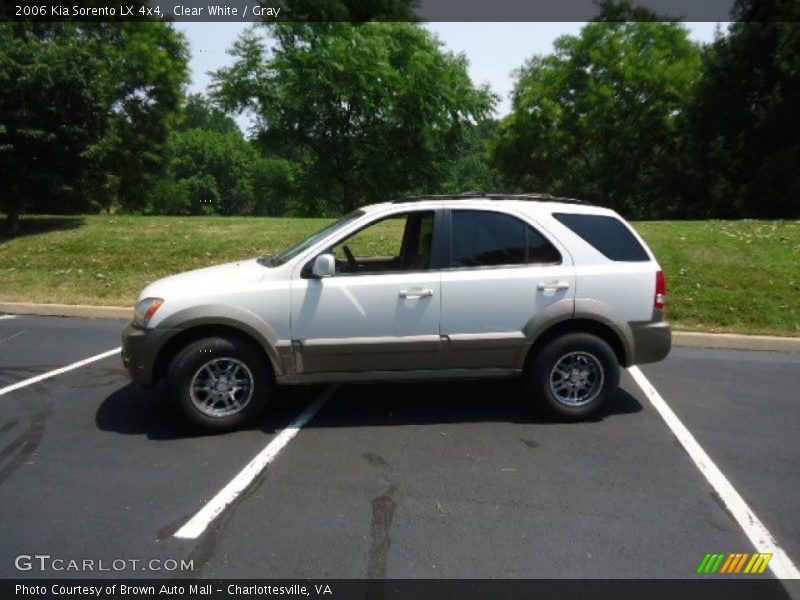 Clear White / Gray 2006 Kia Sorento LX 4x4
