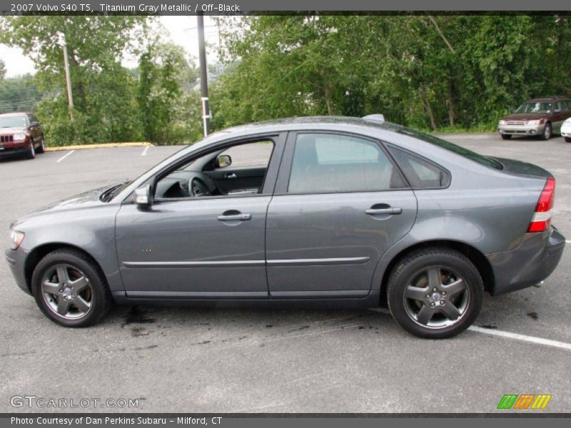 Titanium Gray Metallic / Off-Black 2007 Volvo S40 T5