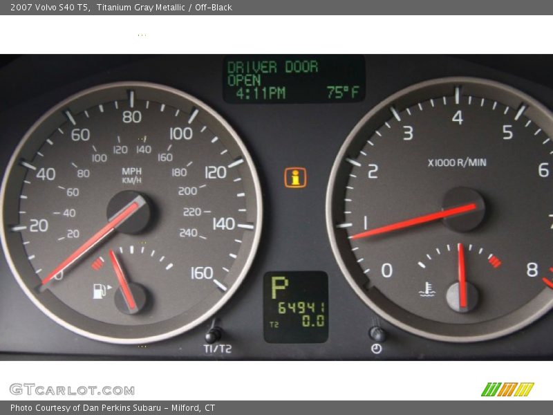 Titanium Gray Metallic / Off-Black 2007 Volvo S40 T5