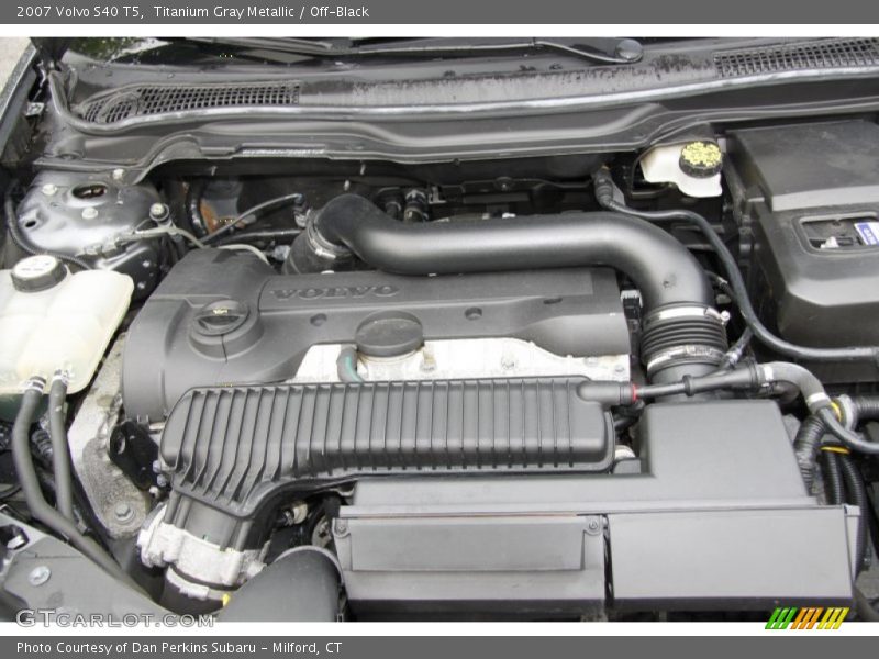 Titanium Gray Metallic / Off-Black 2007 Volvo S40 T5