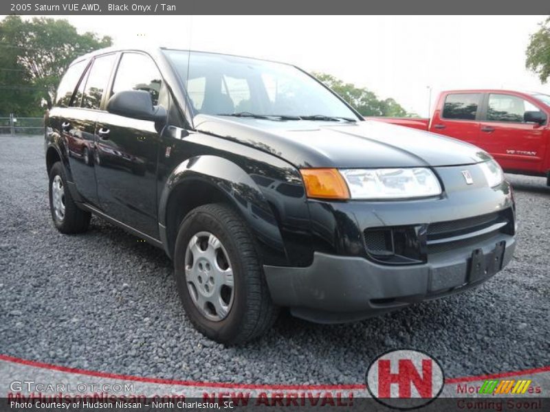 Black Onyx / Tan 2005 Saturn VUE AWD