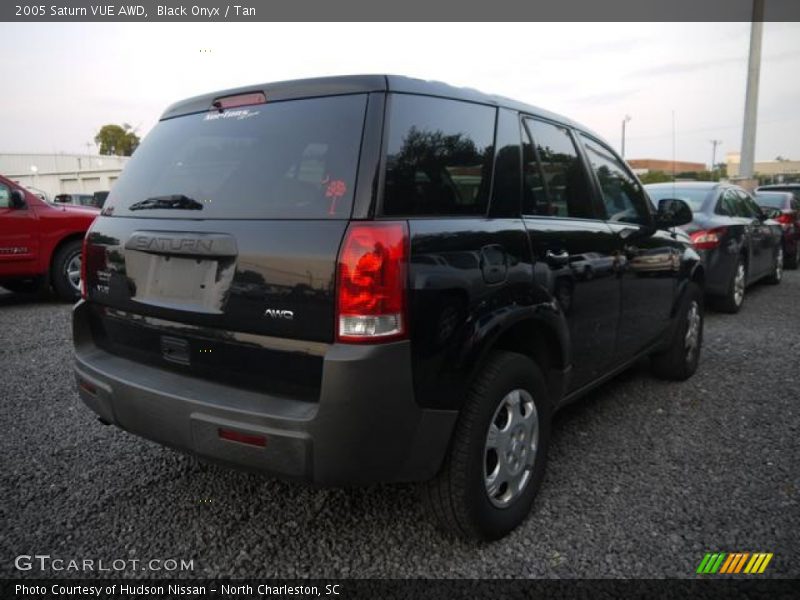 Black Onyx / Tan 2005 Saturn VUE AWD