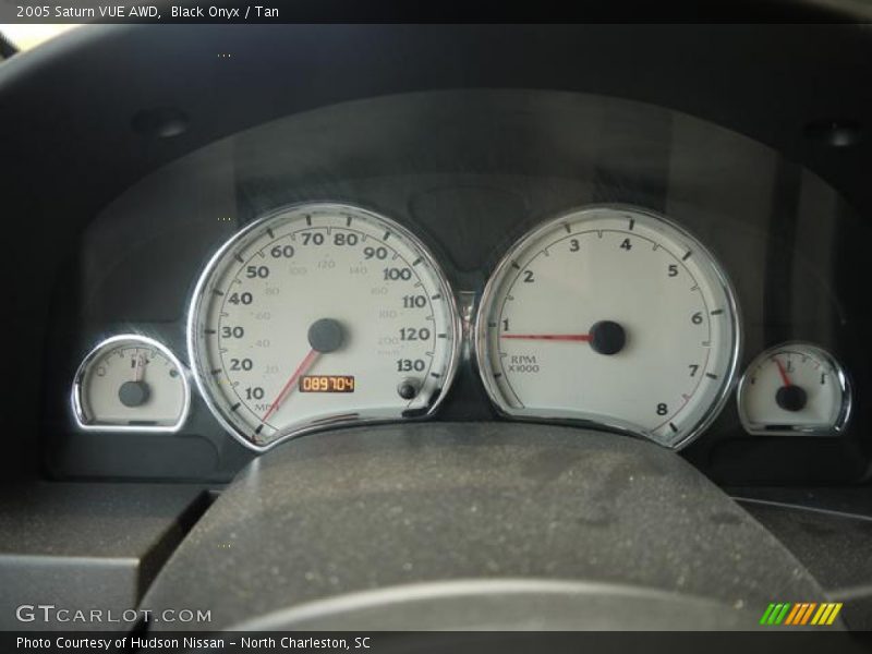 Black Onyx / Tan 2005 Saturn VUE AWD