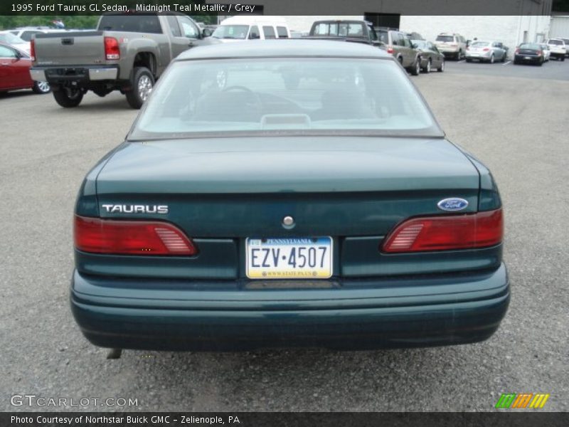 Midnight Teal Metallic / Grey 1995 Ford Taurus GL Sedan