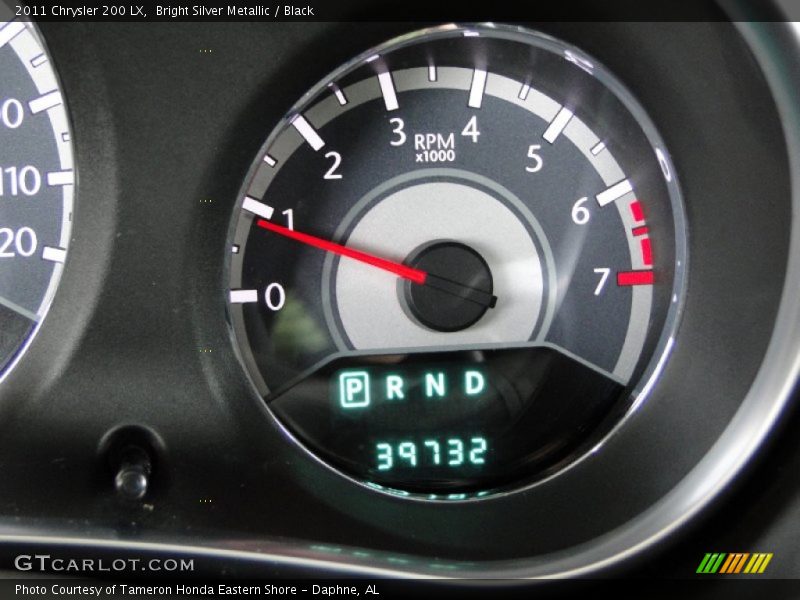 Bright Silver Metallic / Black 2011 Chrysler 200 LX