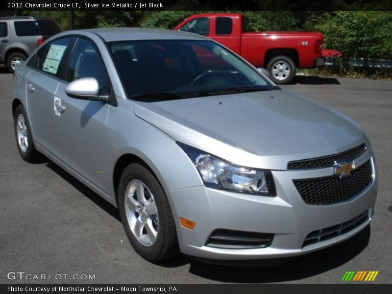 Silver Ice Metallic / Jet Black 2012 Chevrolet Cruze LT