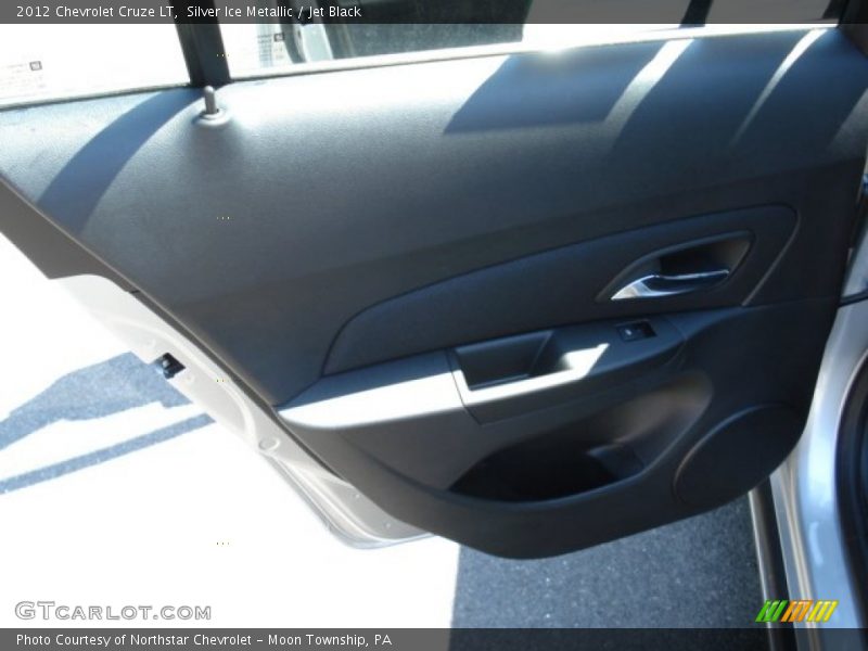Silver Ice Metallic / Jet Black 2012 Chevrolet Cruze LT