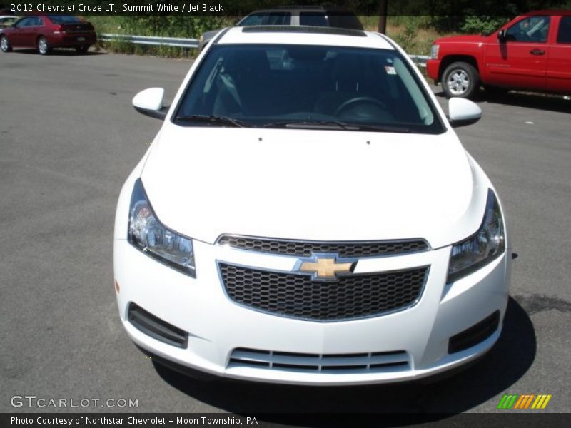 Summit White / Jet Black 2012 Chevrolet Cruze LT