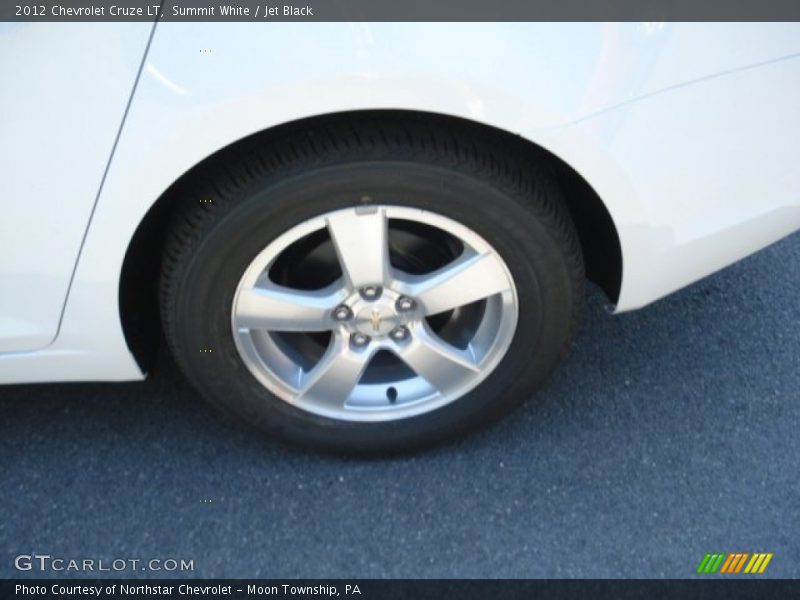 Summit White / Jet Black 2012 Chevrolet Cruze LT