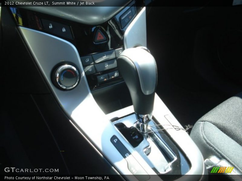 Summit White / Jet Black 2012 Chevrolet Cruze LT