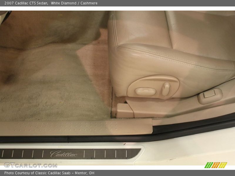 White Diamond / Cashmere 2007 Cadillac CTS Sedan