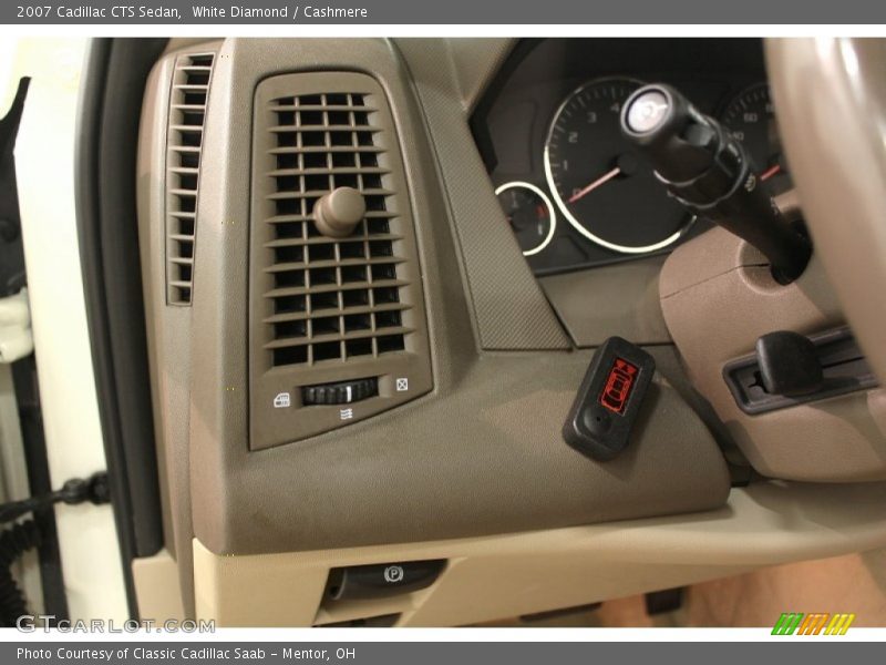 White Diamond / Cashmere 2007 Cadillac CTS Sedan