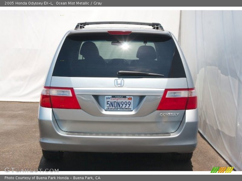 Ocean Mist Metallic / Gray 2005 Honda Odyssey EX-L