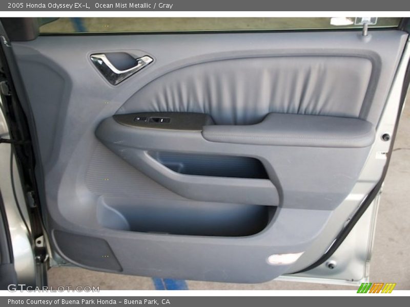 Ocean Mist Metallic / Gray 2005 Honda Odyssey EX-L