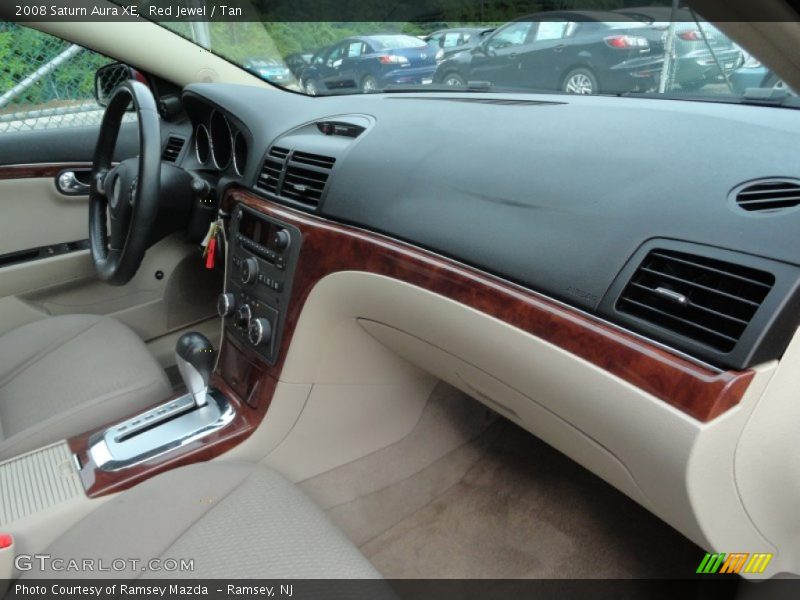 Red Jewel / Tan 2008 Saturn Aura XE