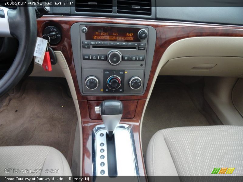 Red Jewel / Tan 2008 Saturn Aura XE